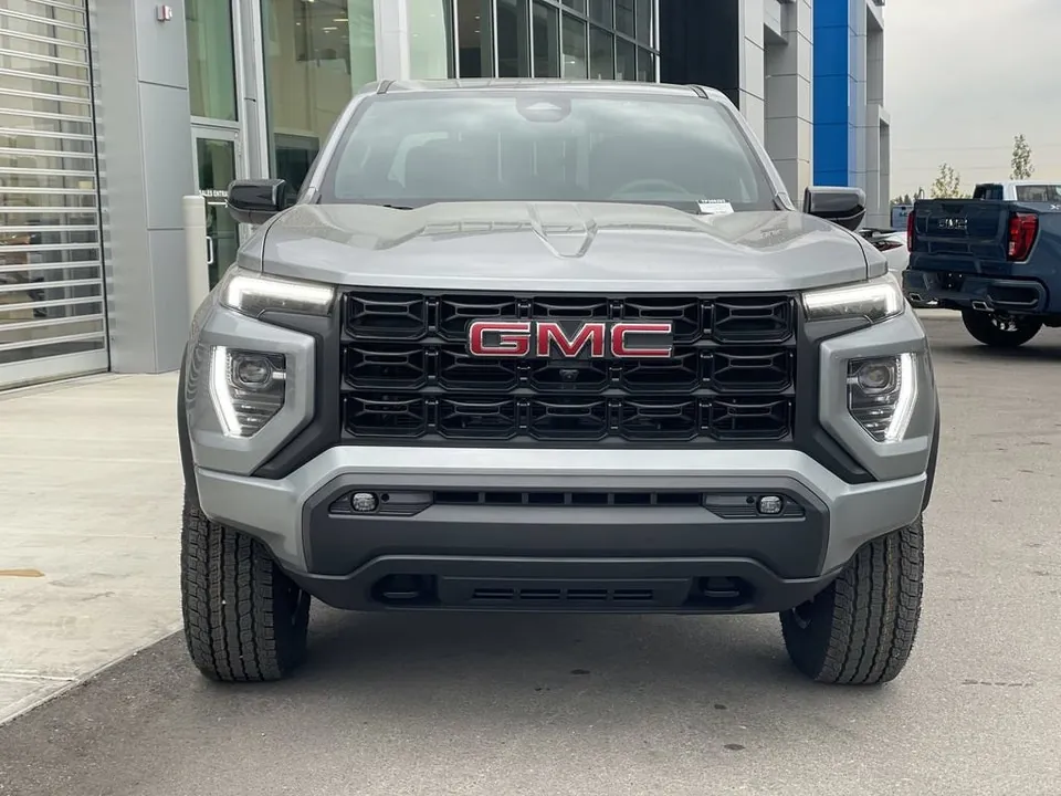 GMC Canyon 2026 photo 3