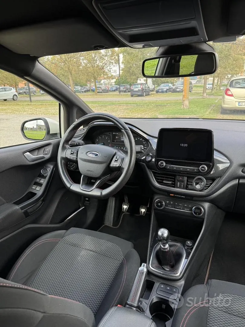 Ford Fiesta 2021 photo 4