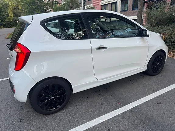 Kia Picanto 2011 photo 3
