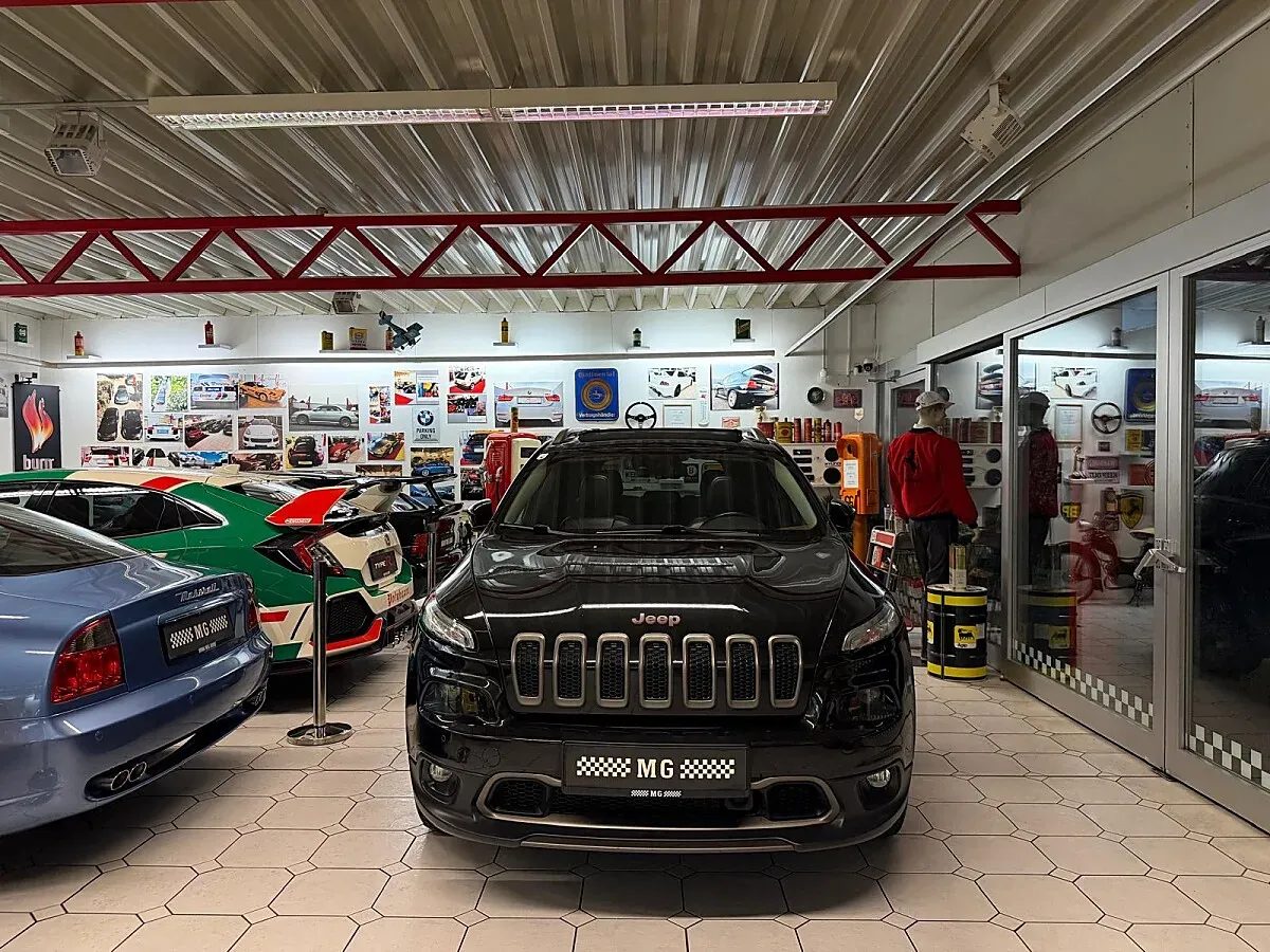 Jeep Cherokee 2016 photo 3