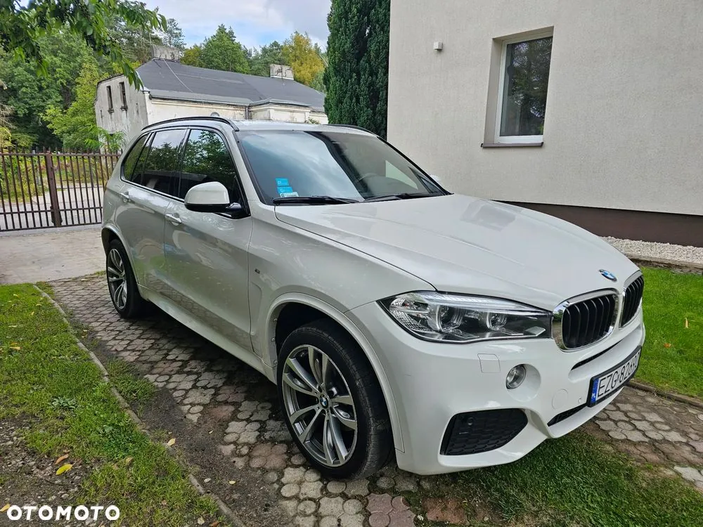 BMW X5 2017 photo 2