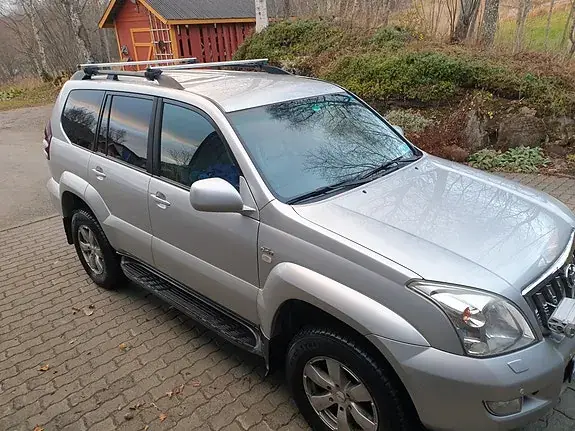 Toyota Land Cruiser 2007 photo 2
