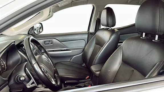 Mitsubishi L200 2018 photo 4