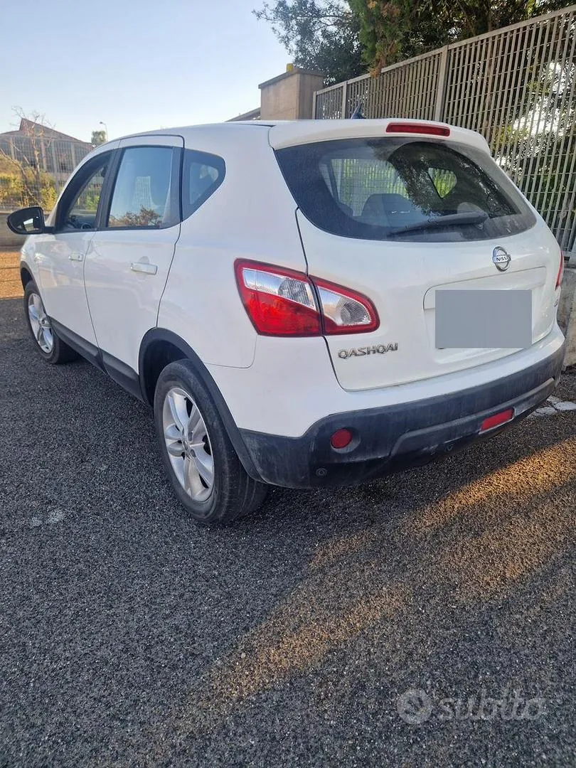 Nissan Qashqai 2012 photo 4