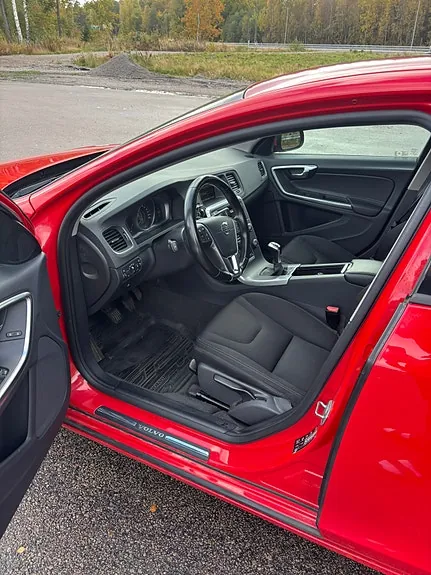 Volvo S60 2017 photo 4