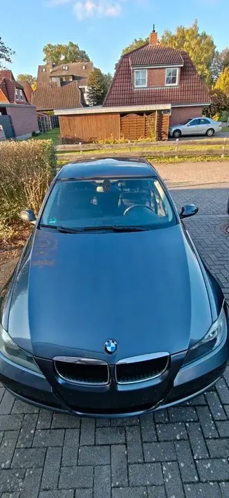 BMW 318I
