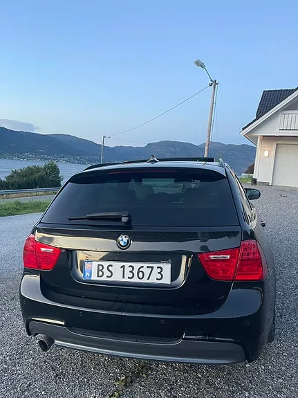 BMW 320D 2010 photo 5