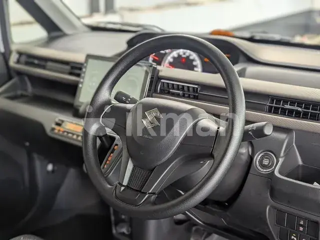 Suzuki Wagon R Fx 2025 photo 4