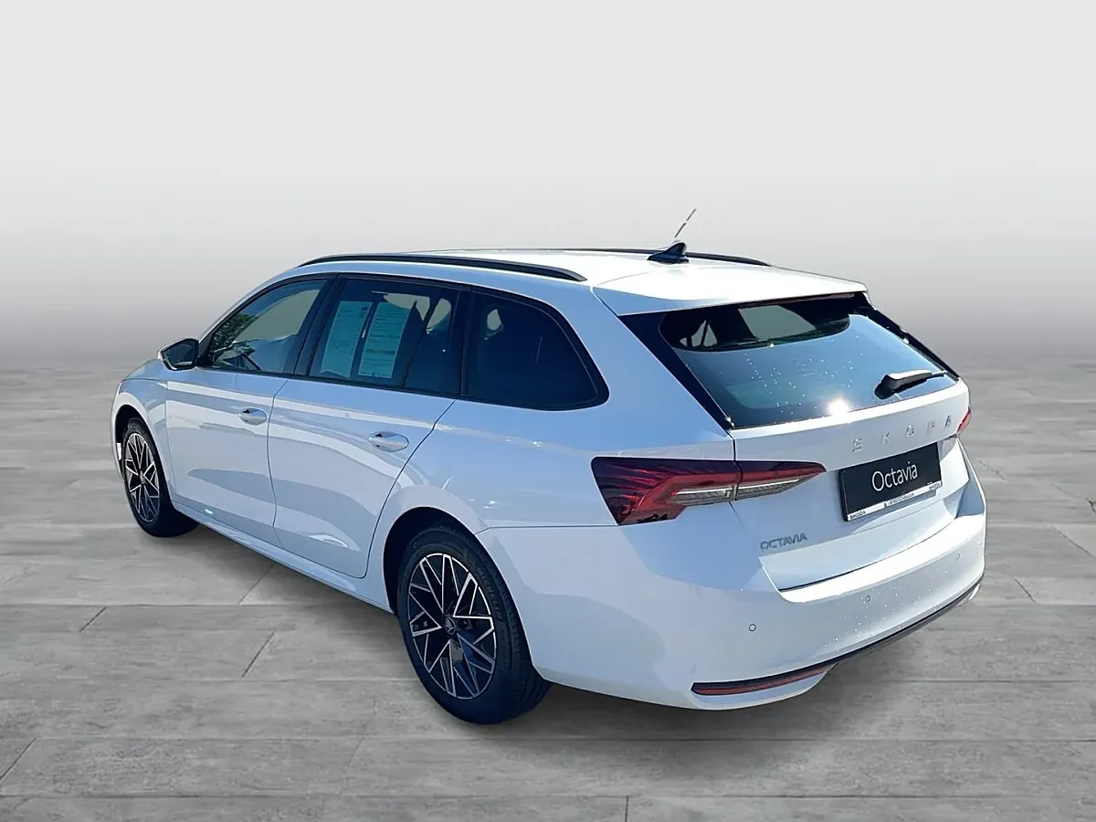 Skoda Octavia 2026 photo 3