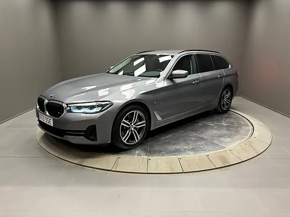 BMW 530E