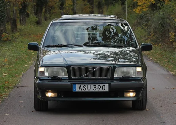 Volvo 850 1993 photo 2