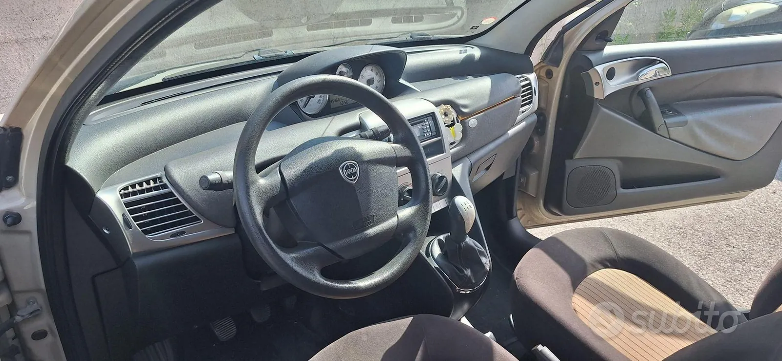 Lancia Ypsilon 2008 photo 4