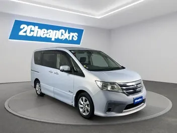 Nissan Serena 2013 photo 4
