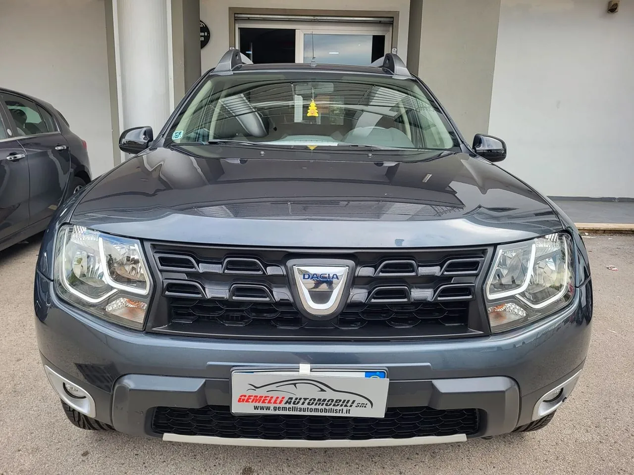 Dacia Duster 2017 photo 2