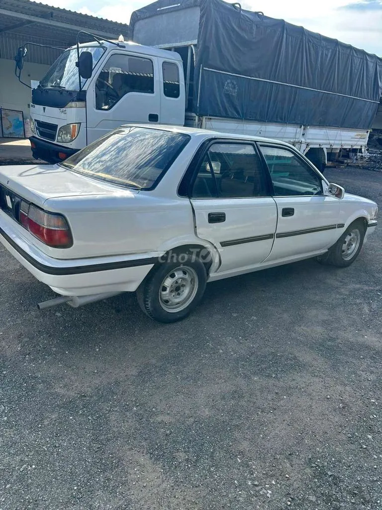 Toyota Corolla 1992 photo 5