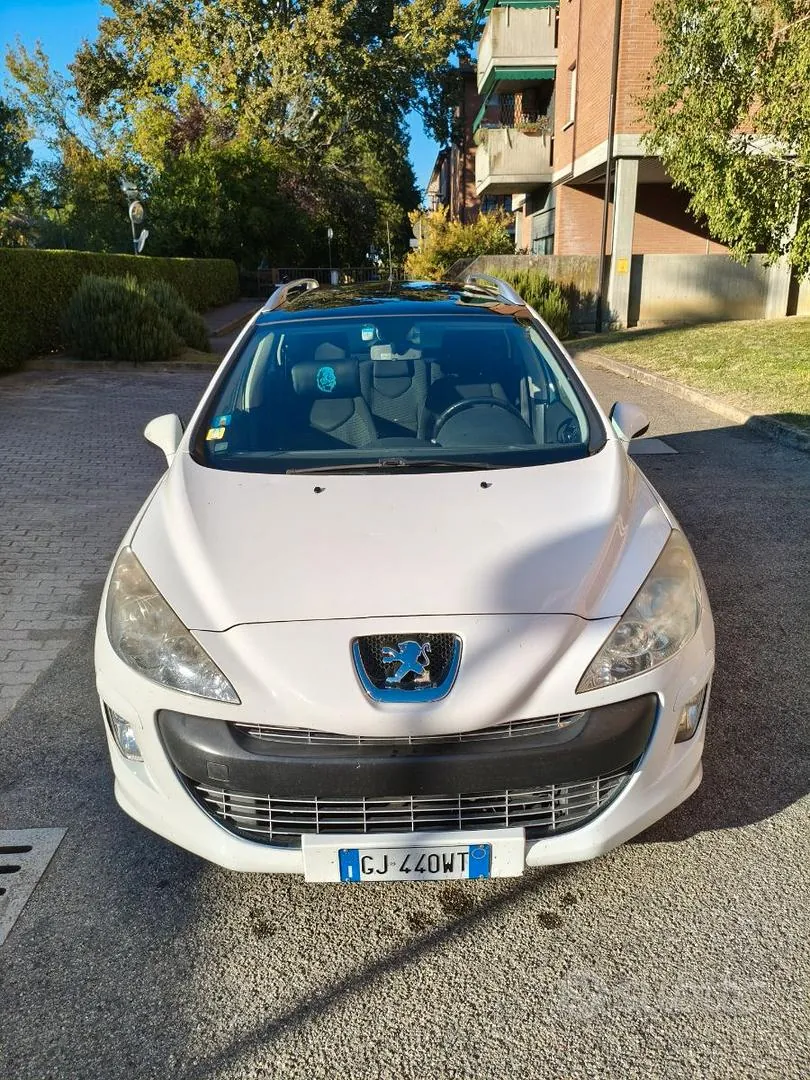 Peugeot 308 2010 photo 5