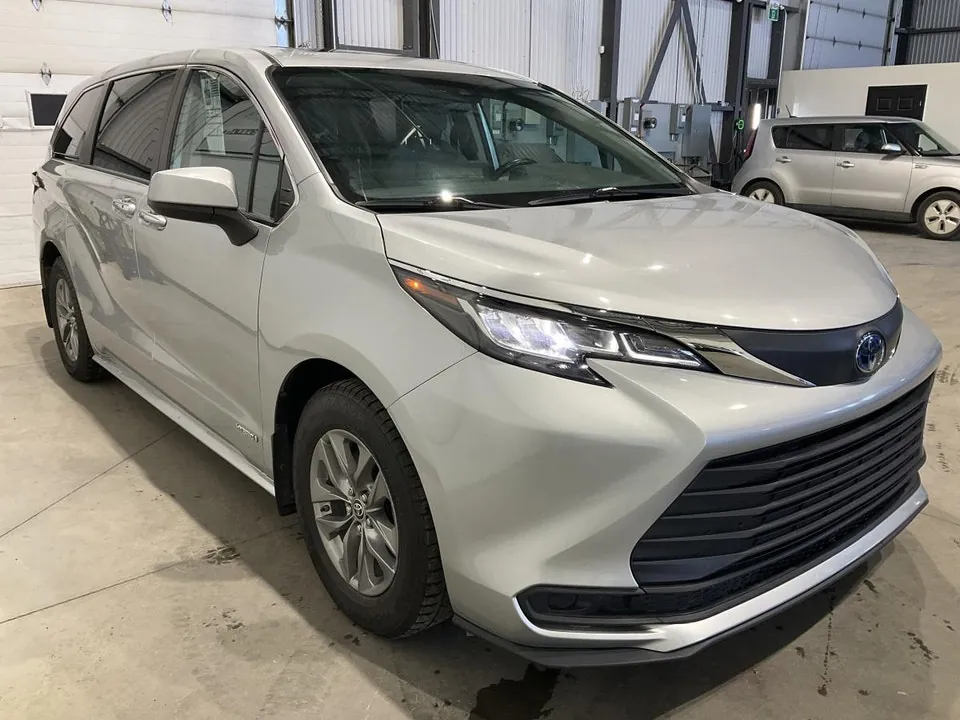 Toyota Sienna 2021 photo 5