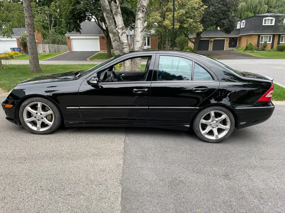 Mercedes-Benz C-Class 2007 photo 4