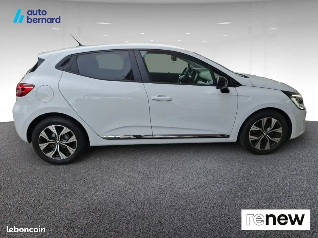 Renault Clio 2023 photo 4
