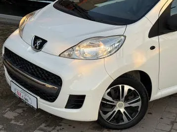 Peugeot 107 2010 photo 3