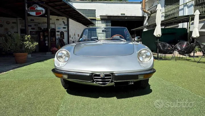 Alfa Romeo Spider 1976 photo 5