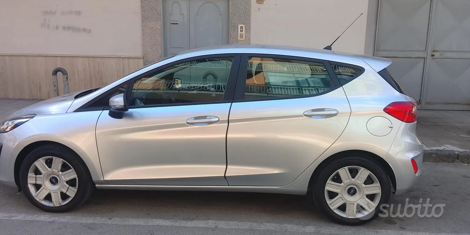 Ford Fiesta 2018 photo 3