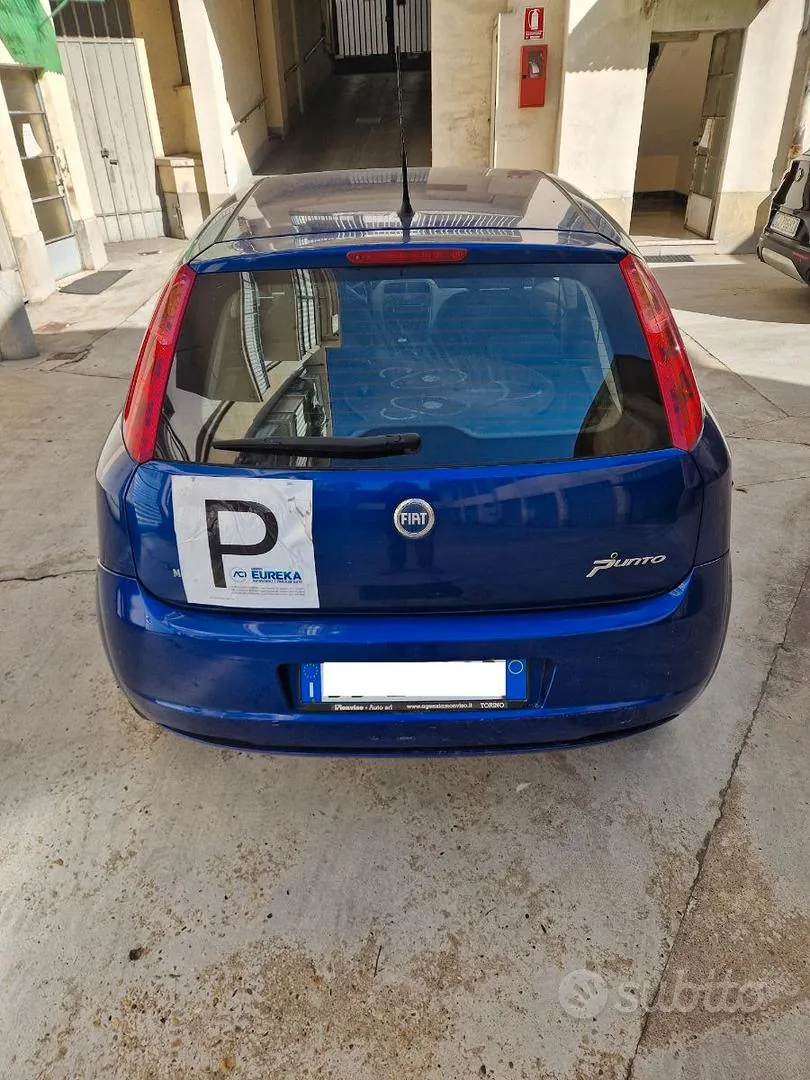 Fiat Grande Punto 2006 photo 4