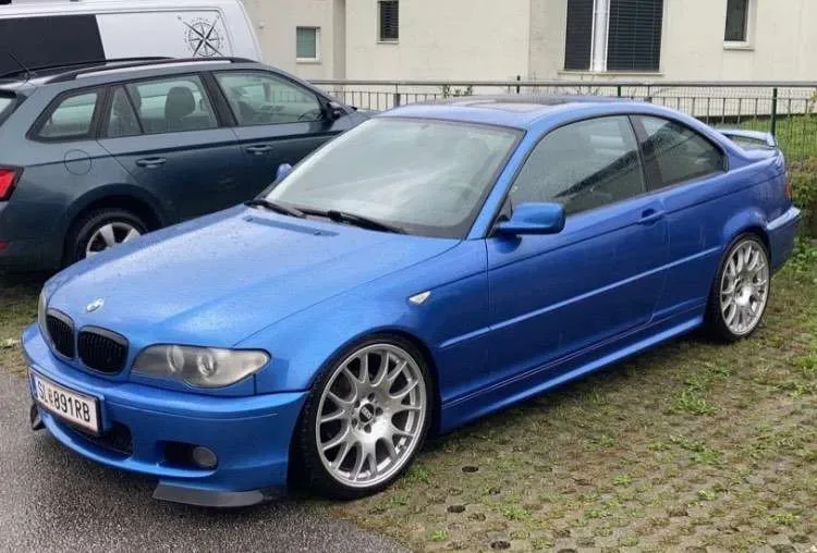BMW 3 Series 2003 photo 2
