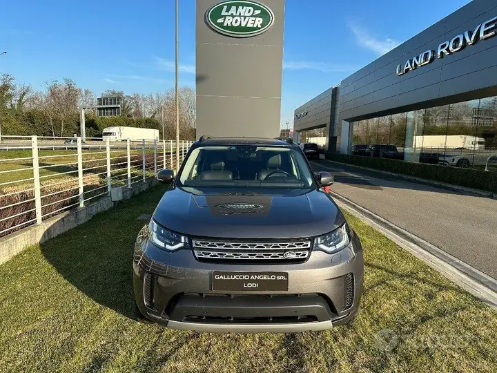 Land Rover Discovery 2018 photo 3