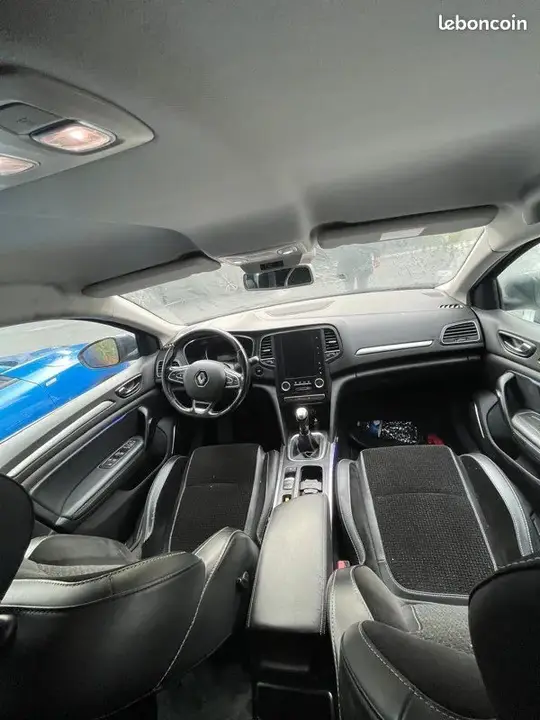 Renault Megane 2017 photo 3