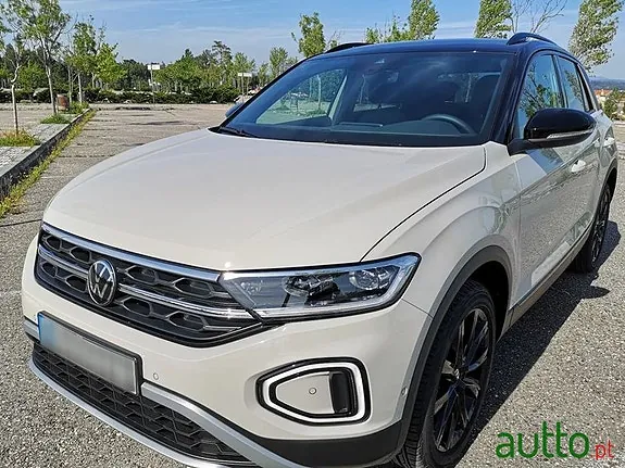 Volkswagen T-Roc 2024 photo 3