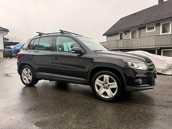 Volkswagen Tiguan 2012 photo 2