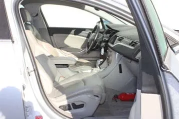 Citroen C5 2014 photo 2