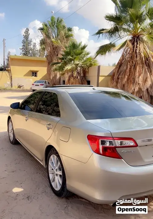 Toyota Camry 2014 photo 2
