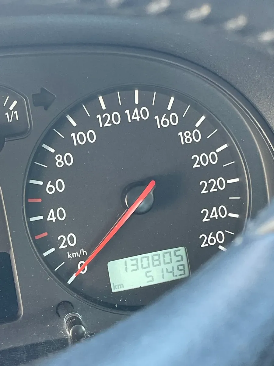 Volkswagen Golf 2000 photo 2