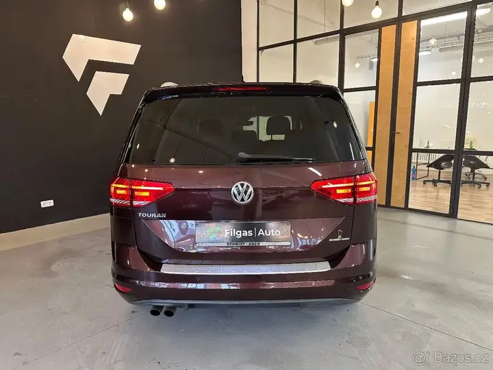 Volkswagen Touran 2017 photo 4