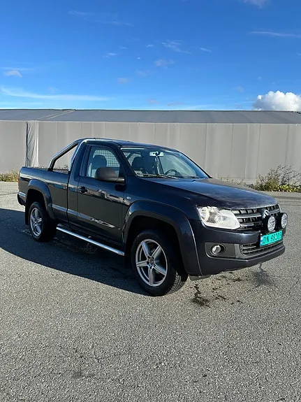 Volkswagen Amarok 2012 photo 2