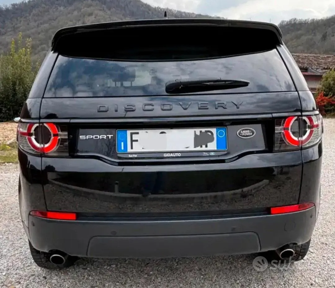 Land Rover Discovery Sport 2016 photo 3