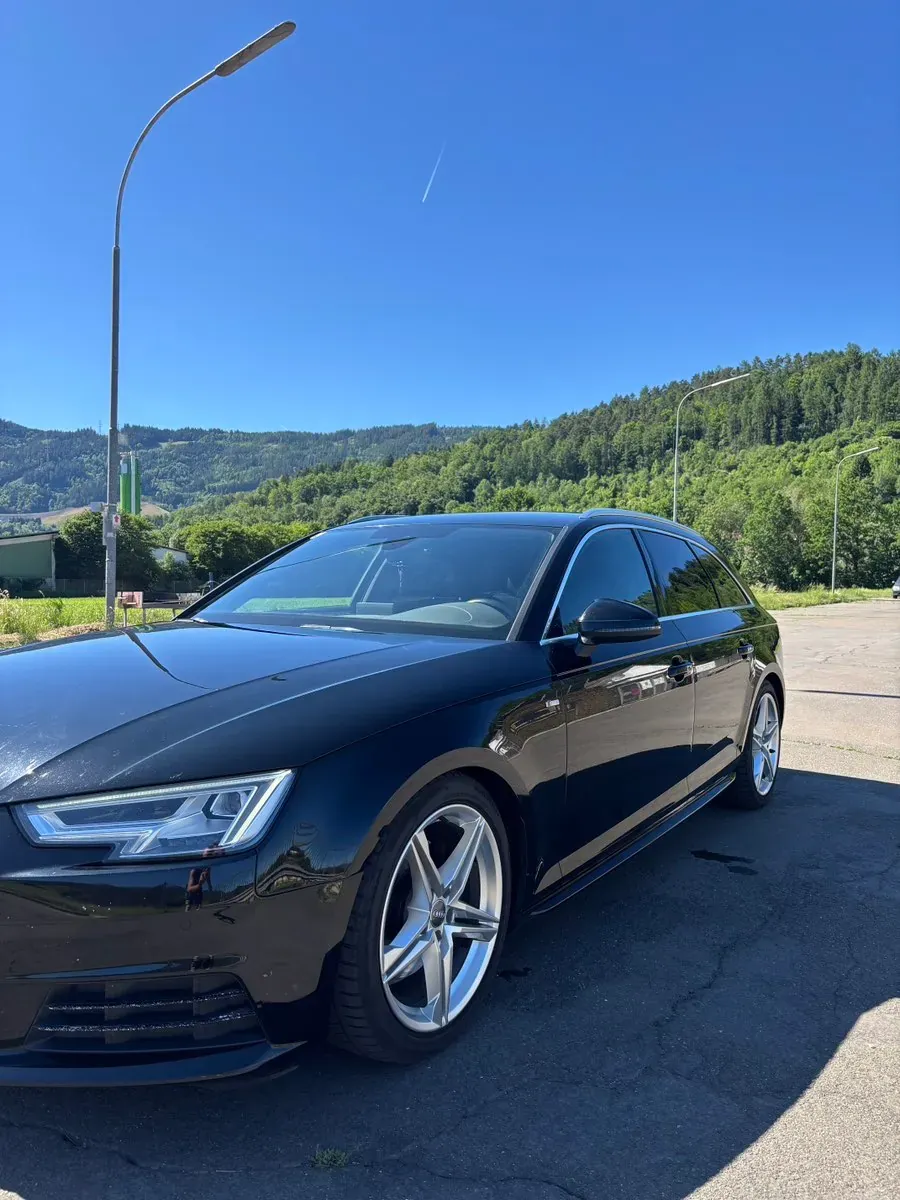 Audi A4 2016 photo 2