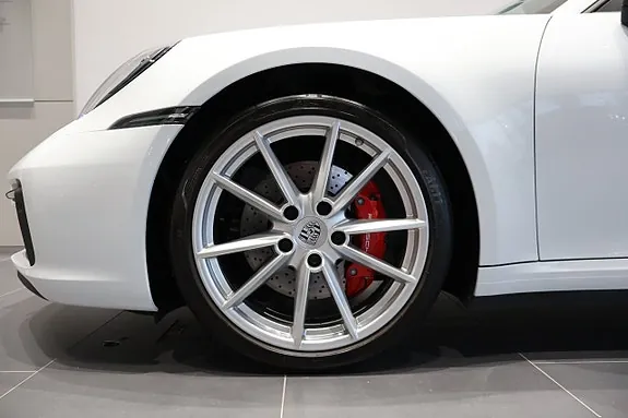 Porsche 911 Carrera S 2020 photo 5