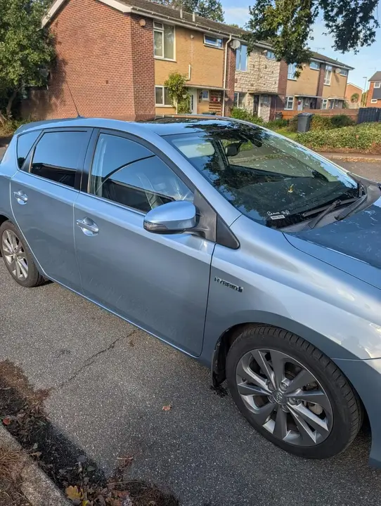 Toyota Auris 2014 photo 3