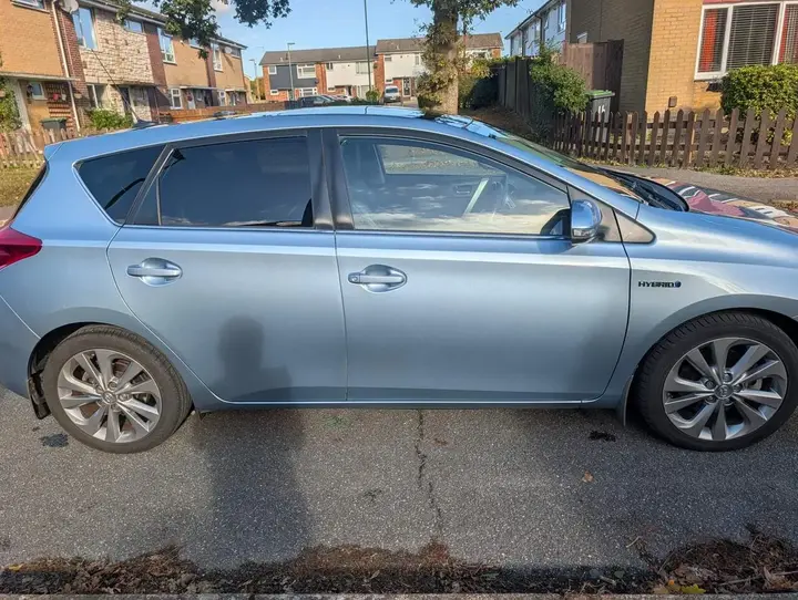 Toyota Auris 2014 photo 5