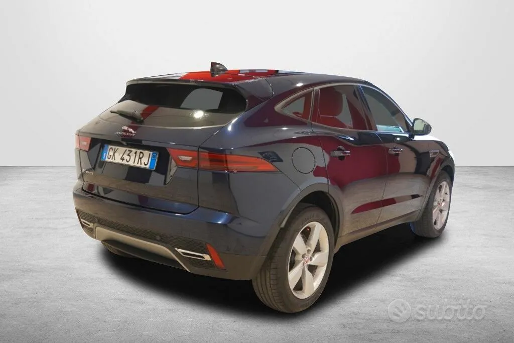 Jaguar E-Pace 2022 photo 4