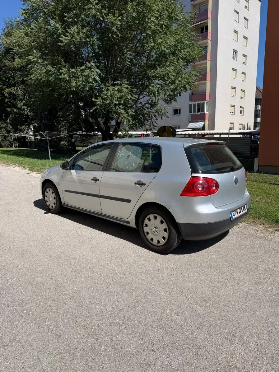 Volkswagen Golf 2007 photo 2