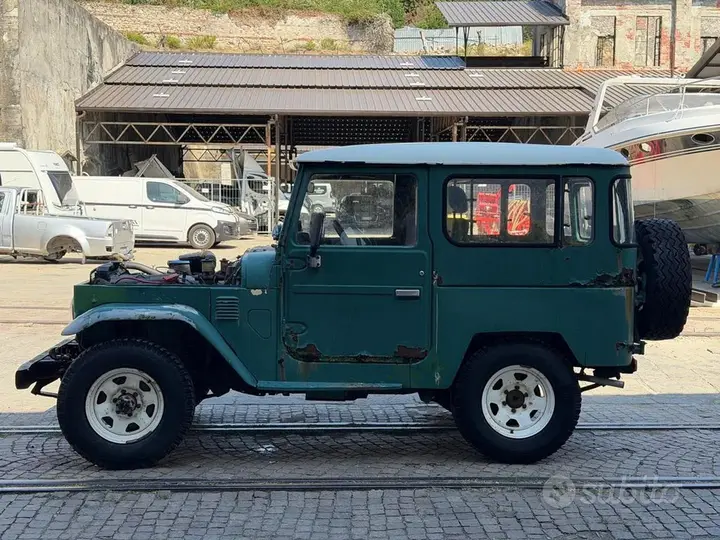Toyota Land Cruiser 1970 photo 5