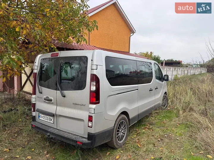 Renault Trafic 2020 photo 2