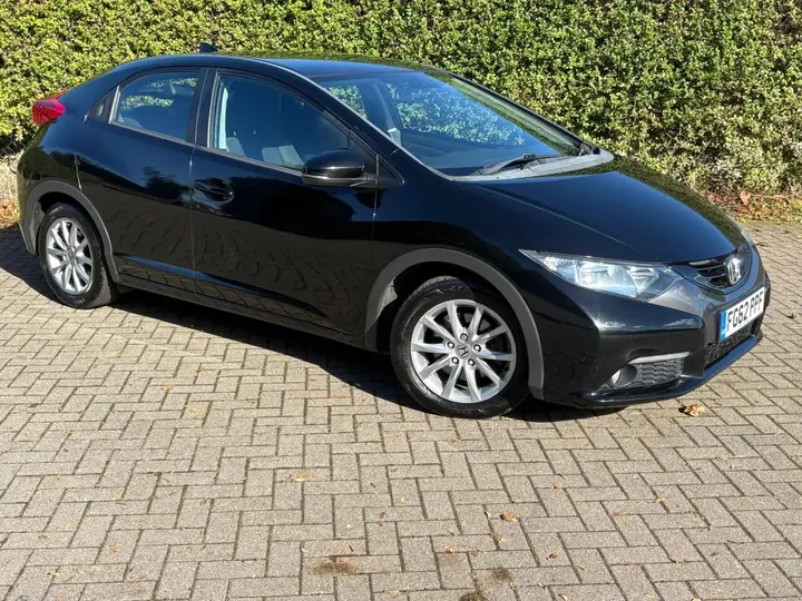 Honda Civic 2012 photo 4