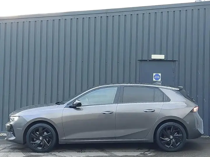 Vauxhall Astra 2023 photo 4