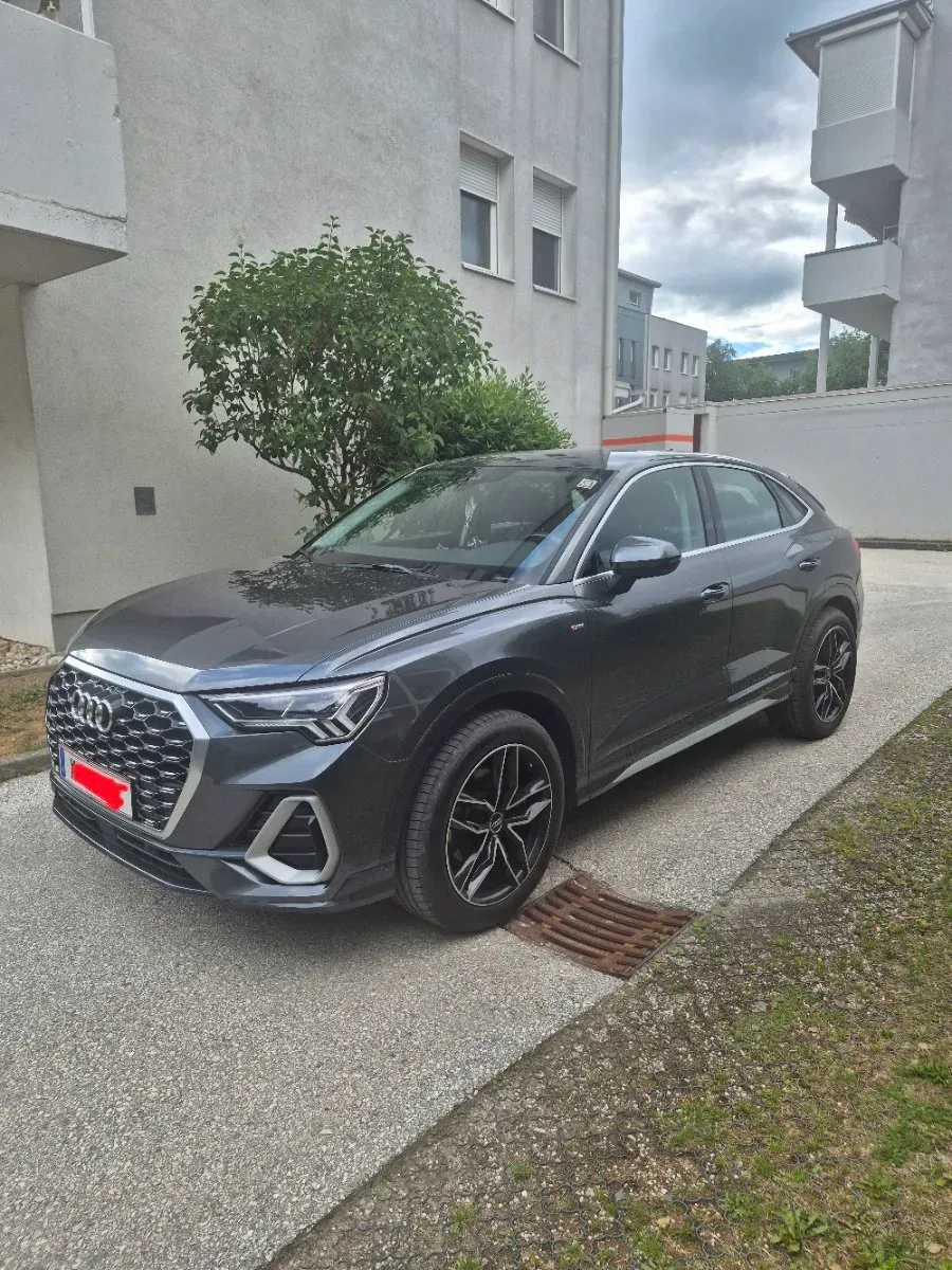 Audi Q3 2020 photo 2