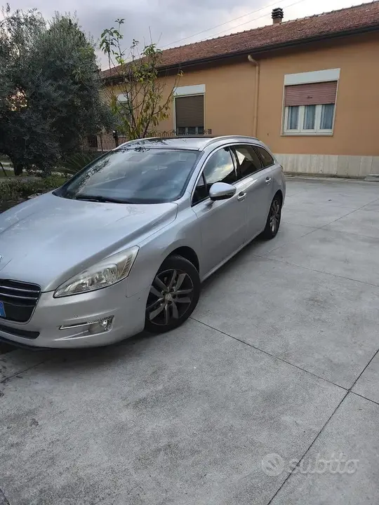 Peugeot 508 2011 photo 2